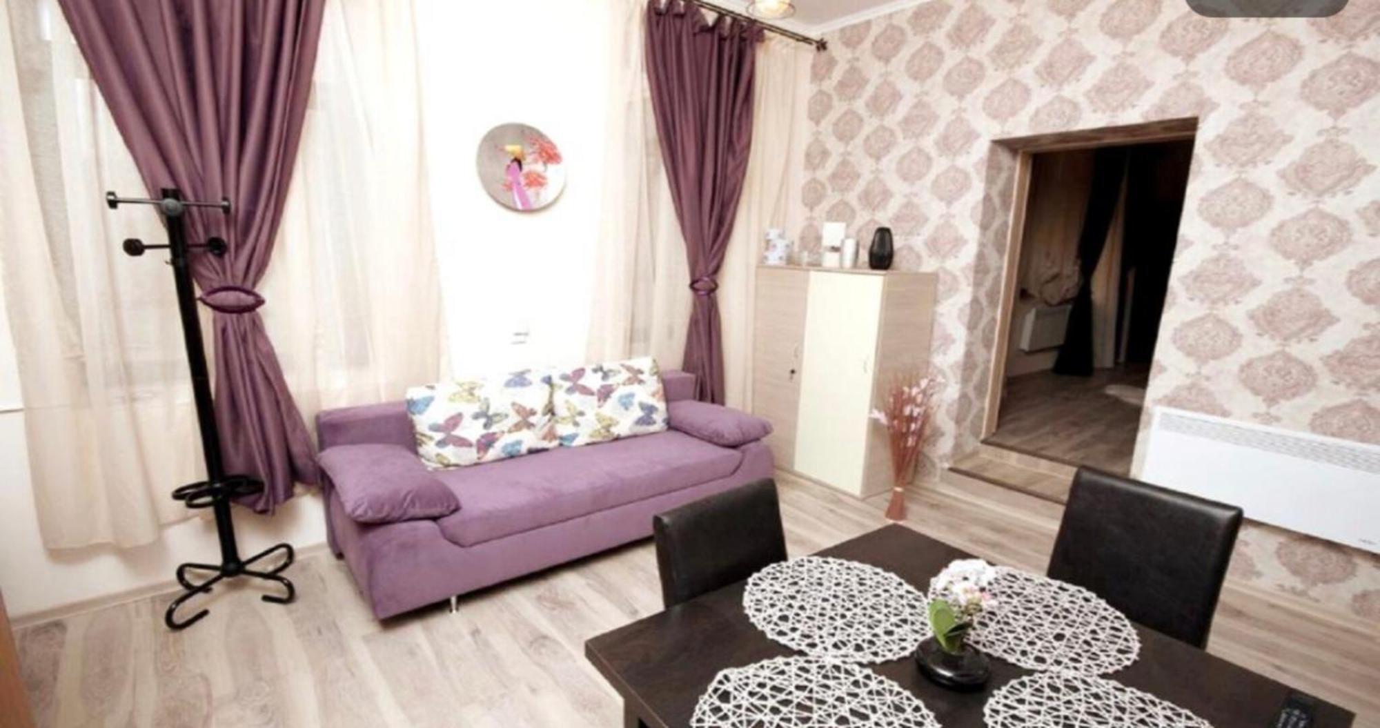Appartement Old Town Elegance à Braşov Extérieur photo